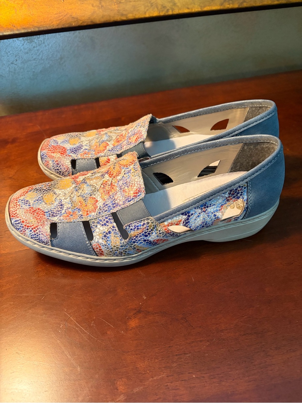 Rieker Women's Multicolor Floral Pattern Slip-On Loafers - Picture 3 of 10